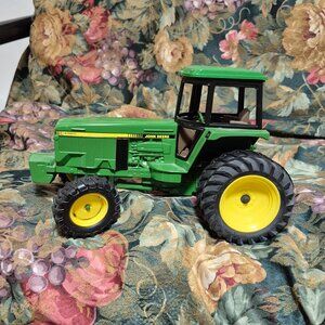 4930 John Deere